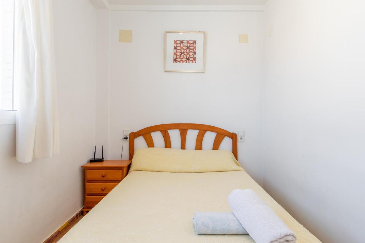 1 Linea Apartamento Oliva Exterior foto